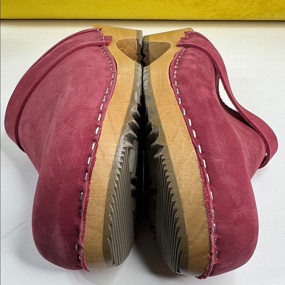 NWOT • KLÄGN • Maja Wood Open Back in Berry Nubuck Leather • ❤️ • Size 41 • - Picture 13 of 17